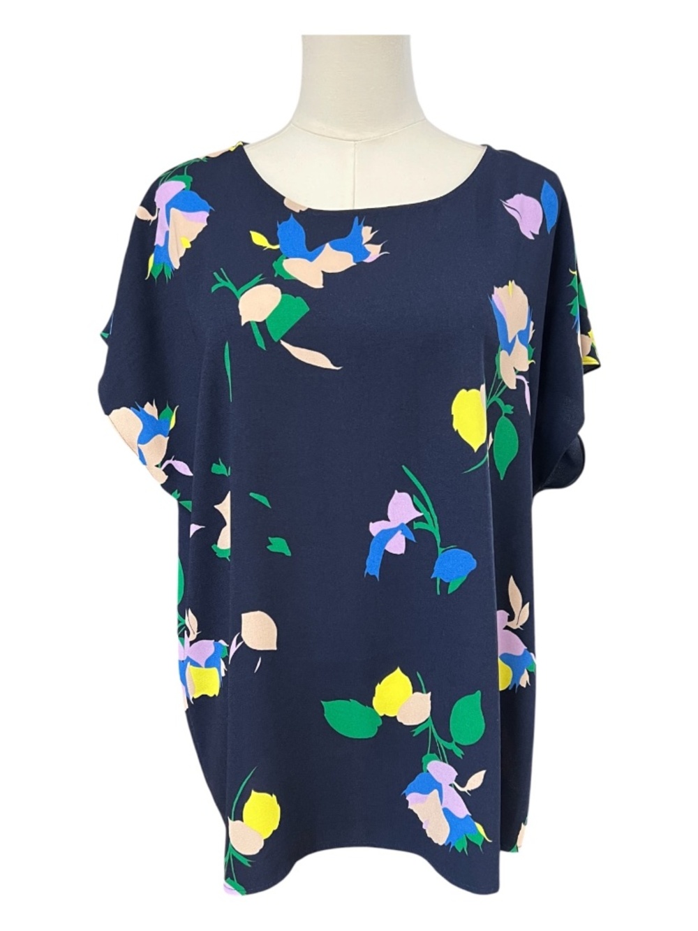 EUC Halogen Navy Floral Dolman Cap Sleeve Blouse Keyhole Back | Size XL